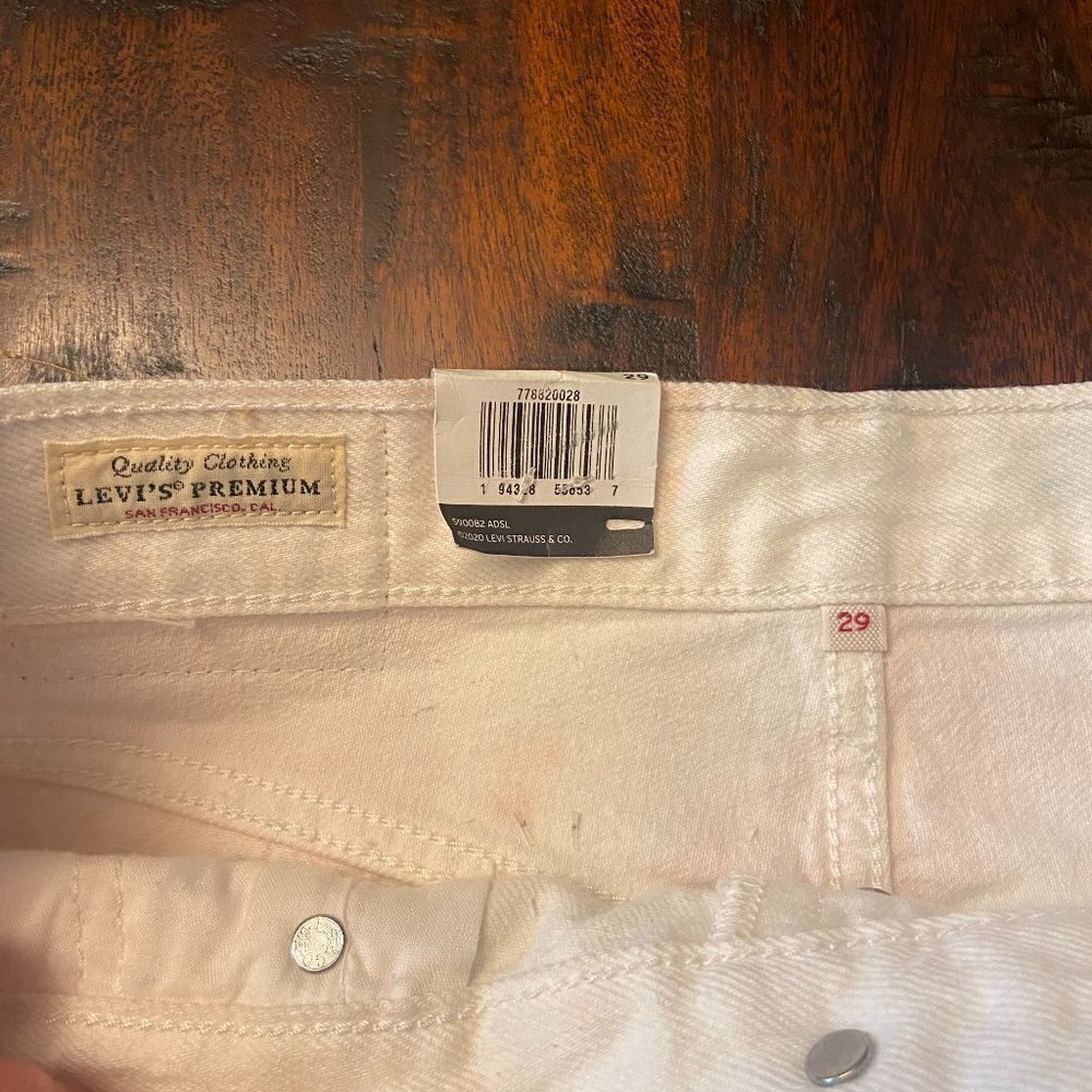 Levi’s premium high-rise deconstructed skirt Tie dye denim in size 29 (NWT) - Picture 6 of 6